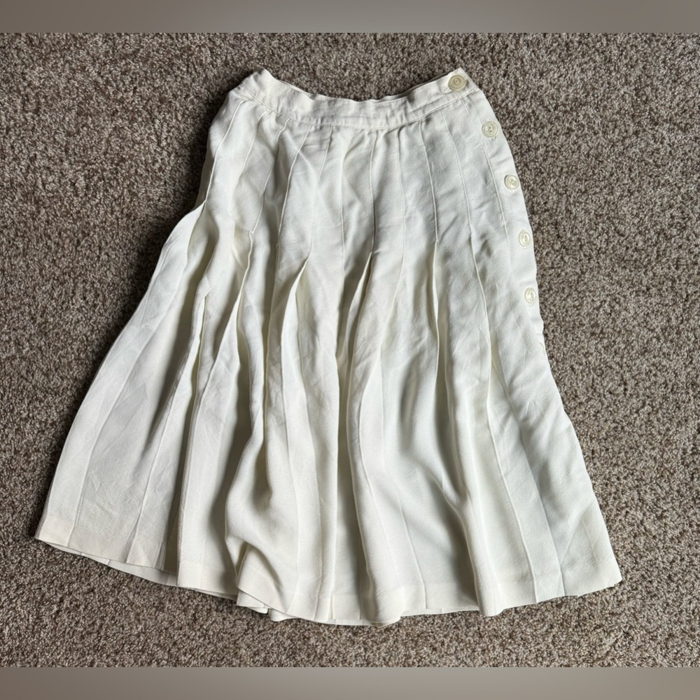 Vintage Anne Klein II White Long Skirt with Buttons - Picture 4 of 10